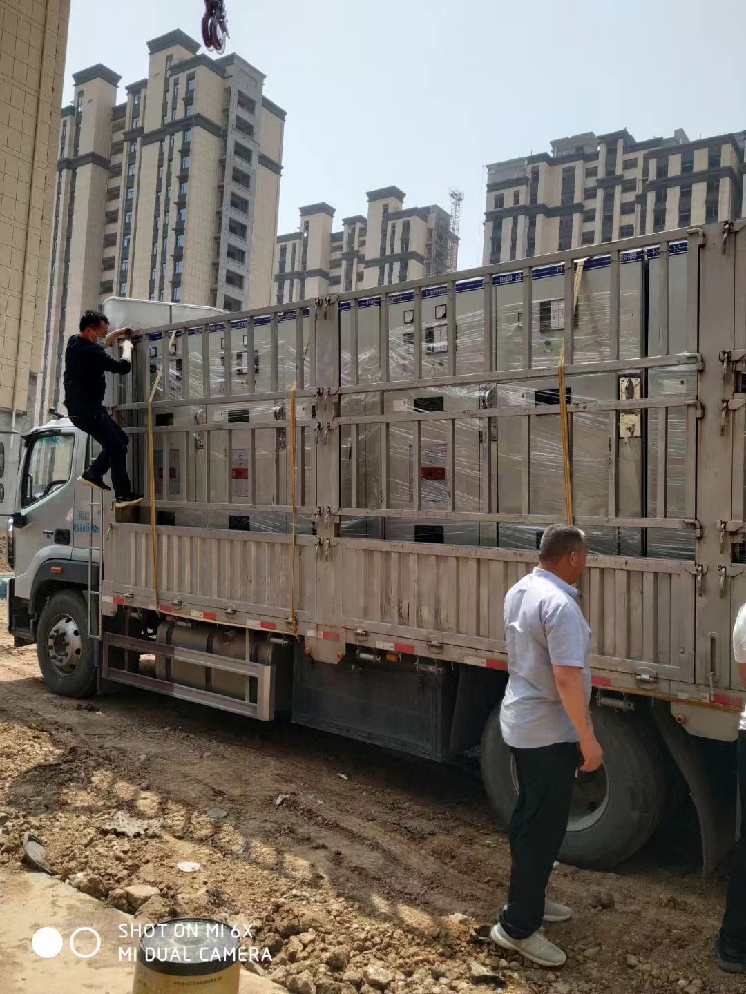 客戶(hù)訂購(gòu)產(chǎn)品，發(fā)貨現(xiàn)場(chǎng)